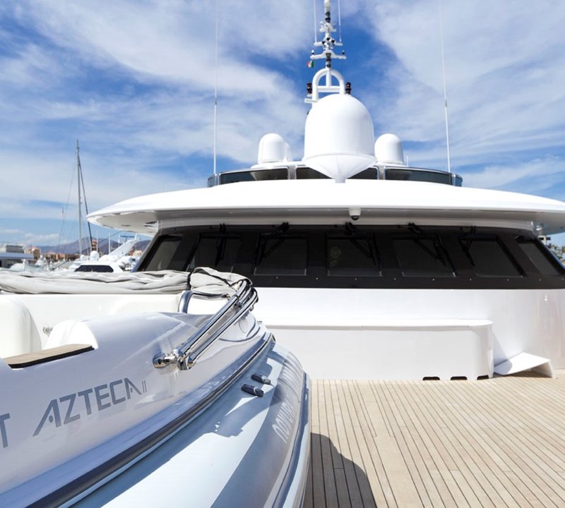 yacht azteca ii